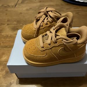 Nike Air Force